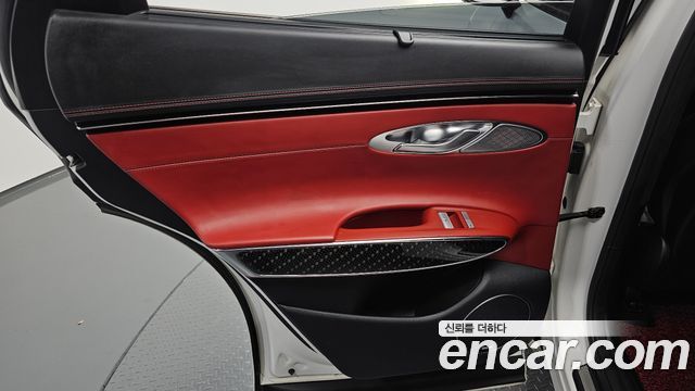 Genesis GV70 2.5T Gasoline AWD 2022 — фото 25