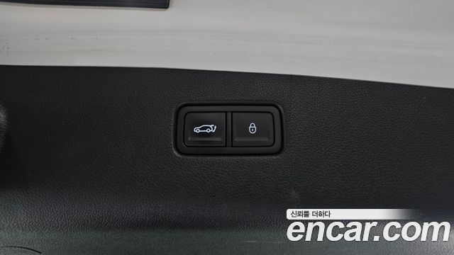 Genesis GV70 2.5T Gasoline AWD 2022 — фото 32