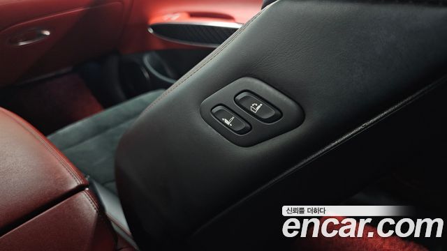 Genesis GV70 2.5T Gasoline AWD 2022 — фото 33