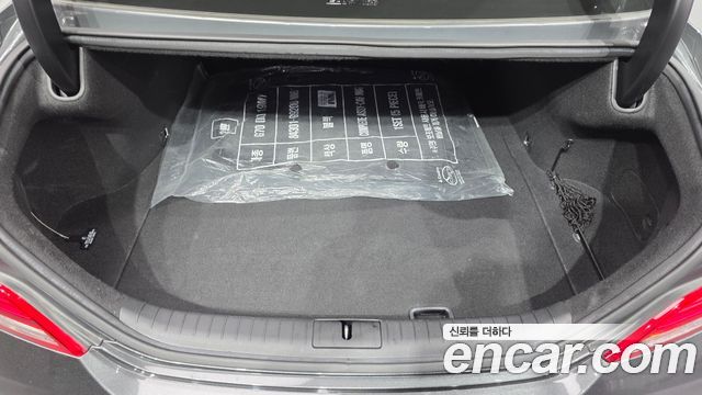Genesis G70 2.0T Advanced 2019 — фото 16