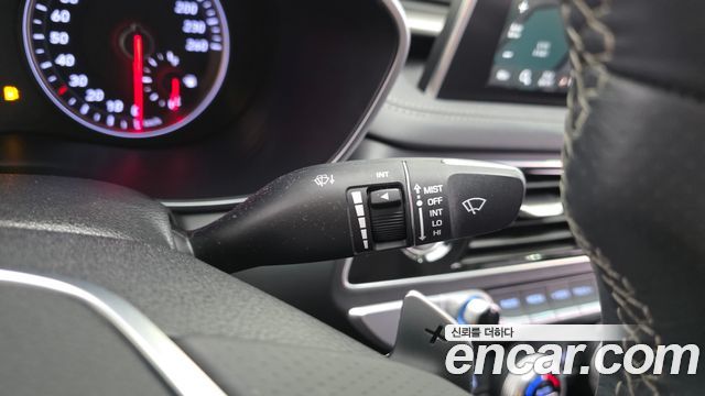 Genesis G70 2.0T Advanced 2019 — фото 27