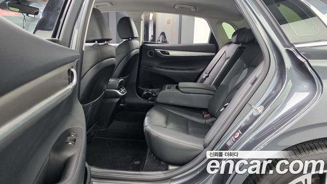 Hyundai Grandeur (IG) 2.5 Premium 2023 — фото 16