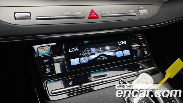 Hyundai Grandeur (IG) 2.5 Premium 2023 — фото 22
