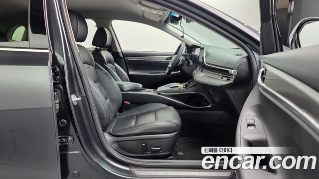 Hyundai Grandeur (IG) 2.5 Premium 2023 — фото 32