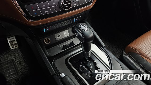 KG Mobility (SsangYong) Rexton Sports Khan Diesel 2.2 4WD Professional S (5-Link) 2019 — фото 9