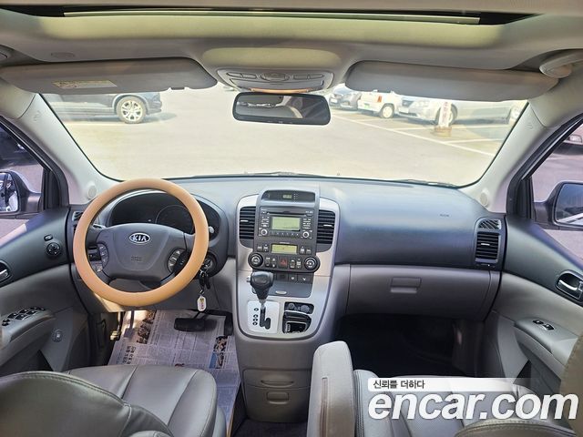 Kia Carnival R New Carnival GLX High-Deluxe 2012 — фото 2