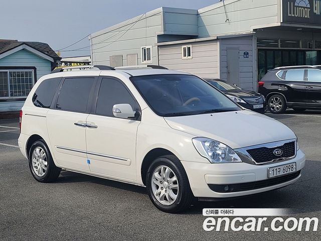 Kia Carnival R New Carnival GLX High-Deluxe 2012 — фото 8