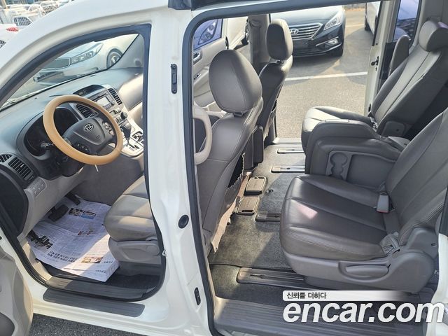 Kia Carnival R New Carnival GLX High-Deluxe 2012 — фото 10