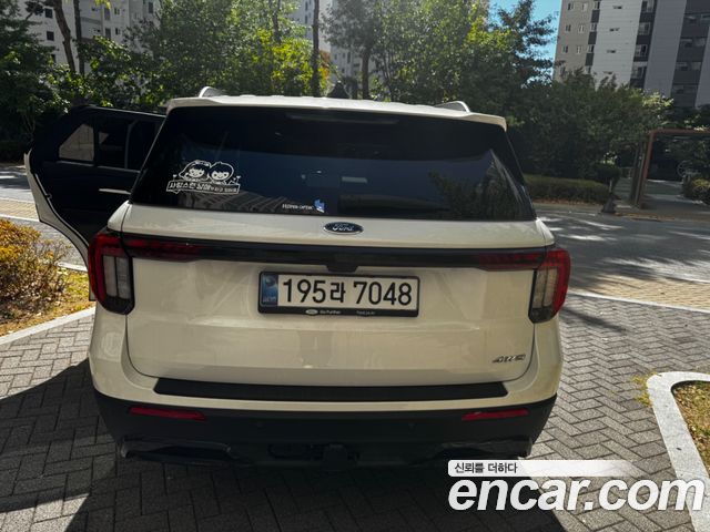 Ford Explorer (VI) 2.3 ST-Line 4WD 2025 — фото 9
