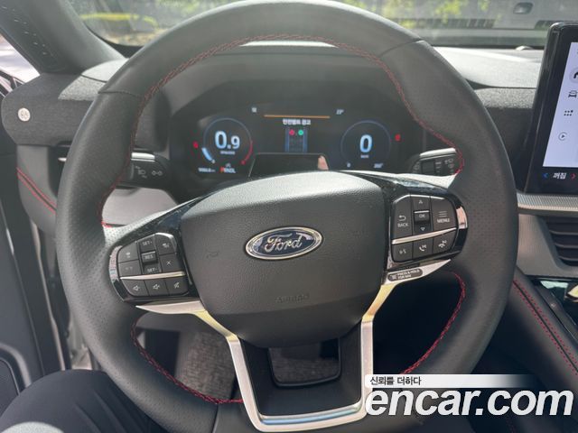 Ford Explorer (VI) 2.3 ST-Line 4WD 2025 — фото 15