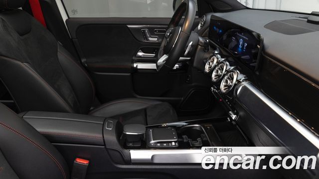 Mercedes-Benz GLB-Class (X247) AMG GLB35 4MATIC 2021 — фото 9