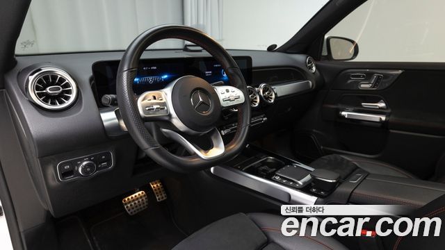 Mercedes-Benz GLB-Class (X247) AMG GLB35 4MATIC 2021 — фото 17