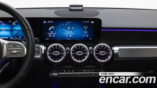 Mercedes-Benz GLB-Class (X247) AMG GLB35 4MATIC 2021 — фото 20