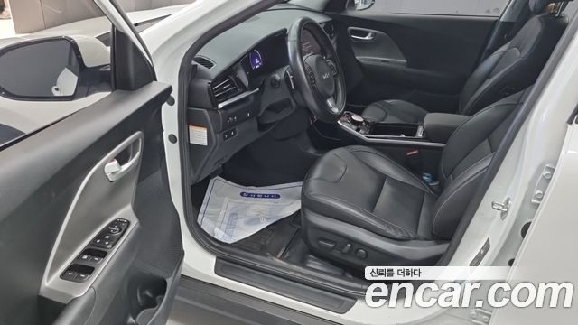 Kia Niro Plus Light (Taxi Trim) 2023 — фото 7