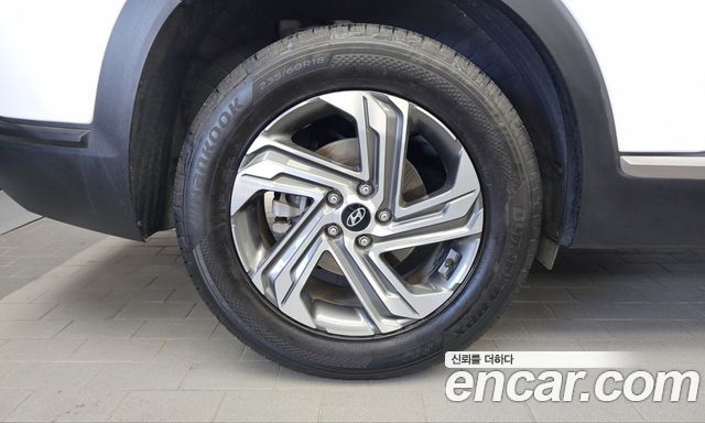 Hyundai Santa Fe Diesel 2.2 2WD Premium 2021 — фото 5