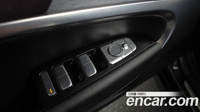 Genesis G70 2.0T Supreme 2018 — фото 28