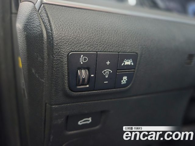 Kia K5 (III) 2.0 Prestige 2020 — фото 18