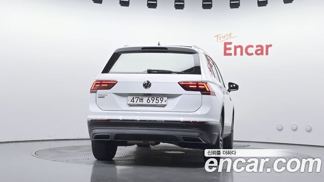 Volkswagen Tiguan Allspace 2.0 TDI Prestige 2018 — фото 4