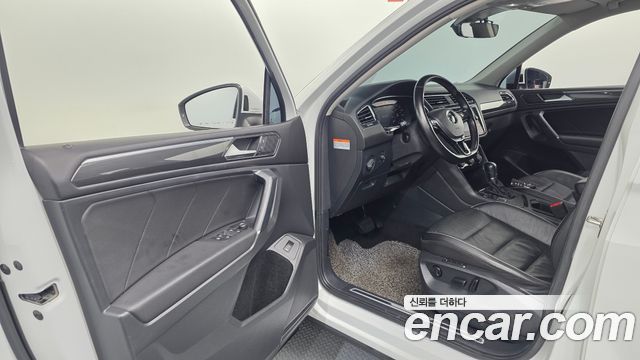 Volkswagen Tiguan Allspace 2.0 TDI Prestige 2018 — фото 10