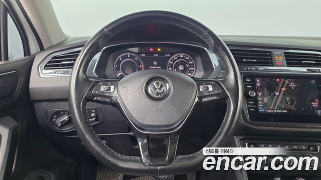 Volkswagen Tiguan Allspace 2.0 TDI Prestige 2018 — фото 14