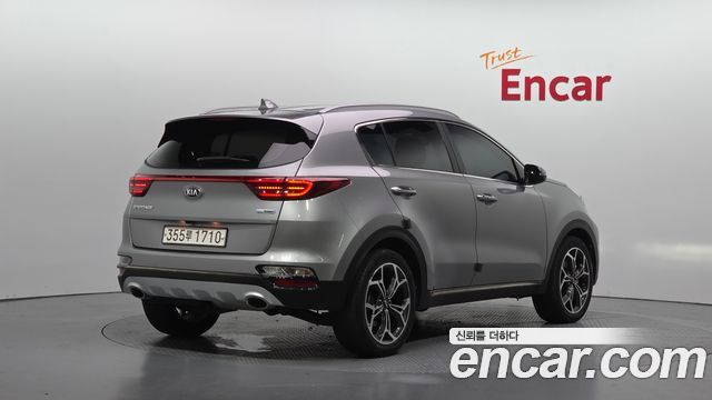 Kia Sportage The Bold Diesel 2.0 2WD Prestige 2019 — фото 2