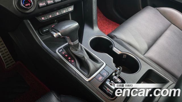 Kia Sportage The Bold Diesel 2.0 2WD Prestige 2019 — фото 9