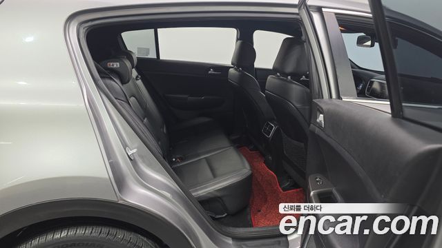 Kia Sportage The Bold Diesel 2.0 2WD Prestige 2019 — фото 11