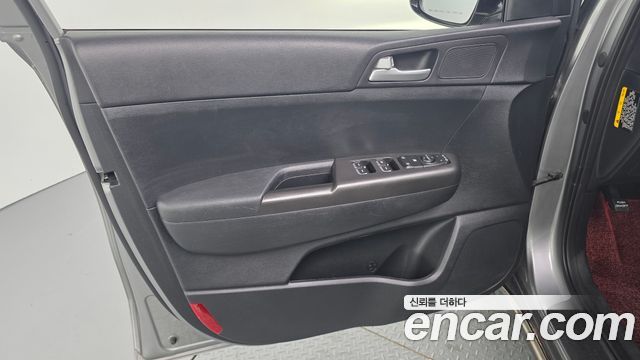 Kia Sportage The Bold Diesel 2.0 2WD Prestige 2019 — фото 24