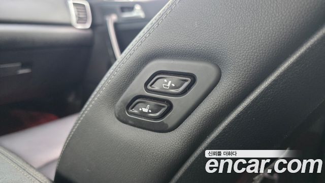Kia Sportage The Bold Diesel 2.0 2WD Prestige 2019 — фото 31