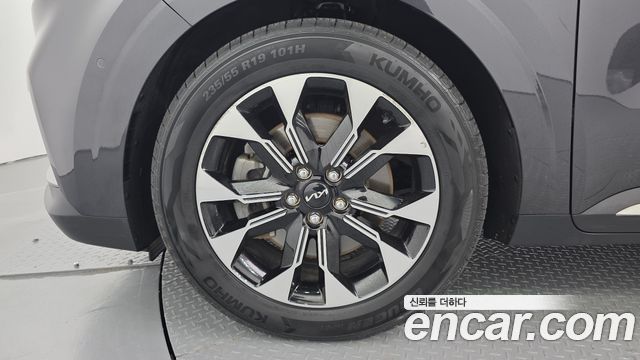 Kia Carnival (IV) Diesel 9-Seater Signature 2022 — фото 5
