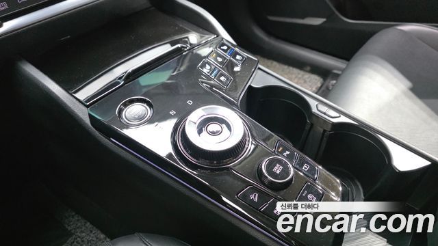 Kia Sportage (V) Gasoline 1.6 Turbo 2WD Signature 2022 — фото 9