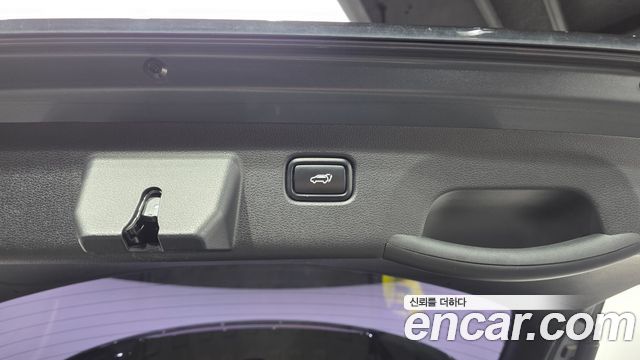 Kia Sportage (V) Gasoline 1.6 Turbo 2WD Signature 2022 — фото 17