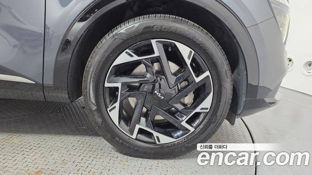Kia Sportage (V) Gasoline 1.6 Turbo 2WD Signature 2022 — фото 21