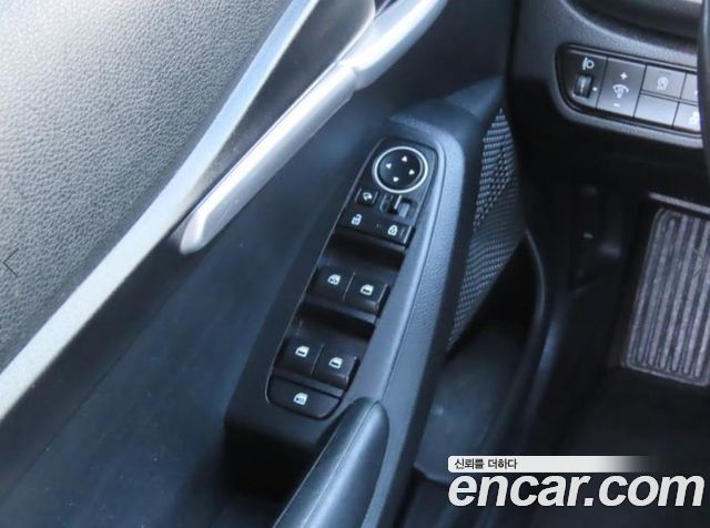 Kia Seltos Diesel 1.6 2WD Prestige 2022 — фото 16