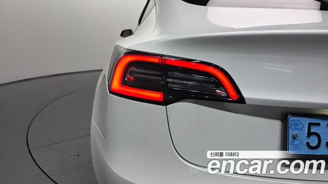 Tesla Model 3 Long Range AWD 2022 — фото 23