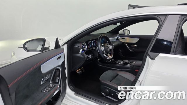 Mercedes-Benz CLA-Class (C118) CLA250 4MATIC 2022 — фото 11