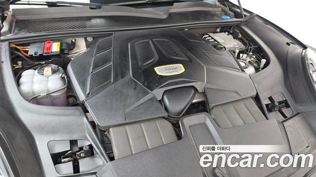 Porsche Cayenne (PO536) 3.0 E-Hybrid Coupe 2023 — фото 6