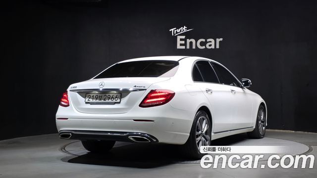 Mercedes-Benz E-Class (W213) E300 4MATIC Avnatgarde 2019 — фото 2