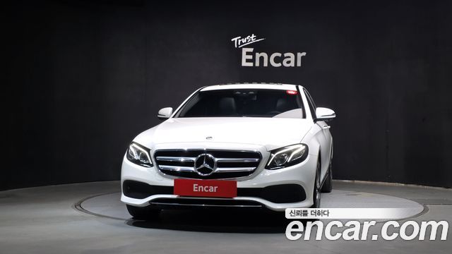 Mercedes-Benz E-Class (W213) E300 4MATIC Avnatgarde 2019 — фото 3