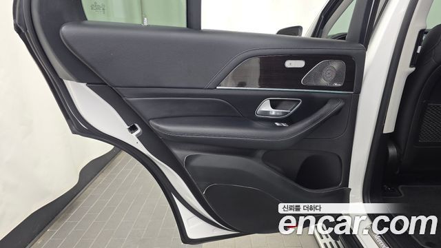Mercedes-Benz GLE-Class (W167) GLE350e 4MATIC 2021 — фото 25