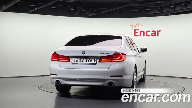 BMW 5 Series (G30) 520d Luxury Plus 2020 — фото 4