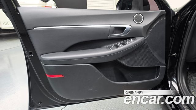 Hyundai Sonata Hybrid (DN8) Premium 2021 — фото 24