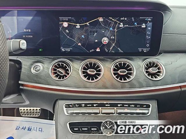 Mercedes-Benz E-Class (W213) E220d Cabriolet 2020 — фото 10