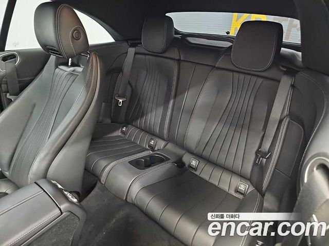 Mercedes-Benz E-Class (W213) E220d Cabriolet 2020 — фото 16