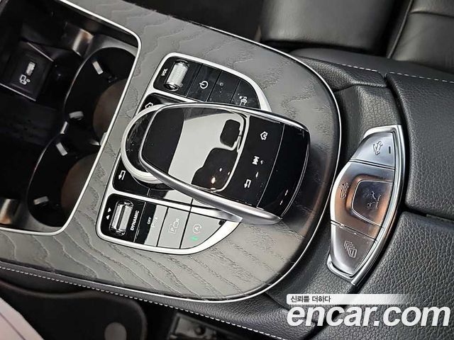 Mercedes-Benz E-Class (W213) E220d Cabriolet 2020 — фото 20