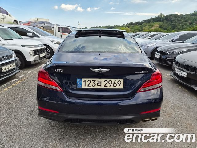 Genesis G70 2.2D AWD Supreme 2018 — фото 4
