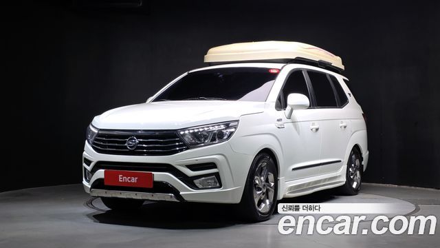 KG Mobility (SsangYong) Korando Turismo 4WD TX 9-seater
