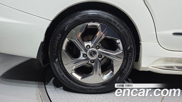 KG Mobility (SsangYong) Korando Turismo 4WD TX 9-seater 2019 — фото 5