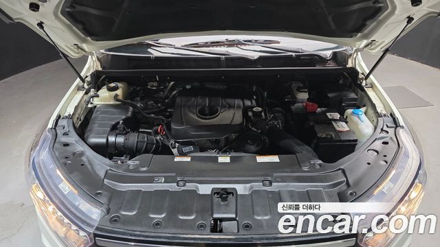 KG Mobility (SsangYong) Korando Turismo 4WD TX 9-seater 2019 — фото 6