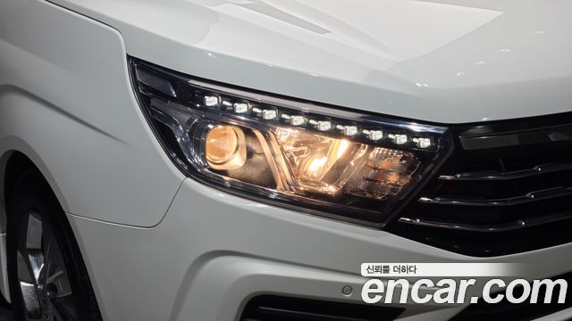 KG Mobility (SsangYong) Korando Turismo 4WD TX 9-seater 2019 — фото 22